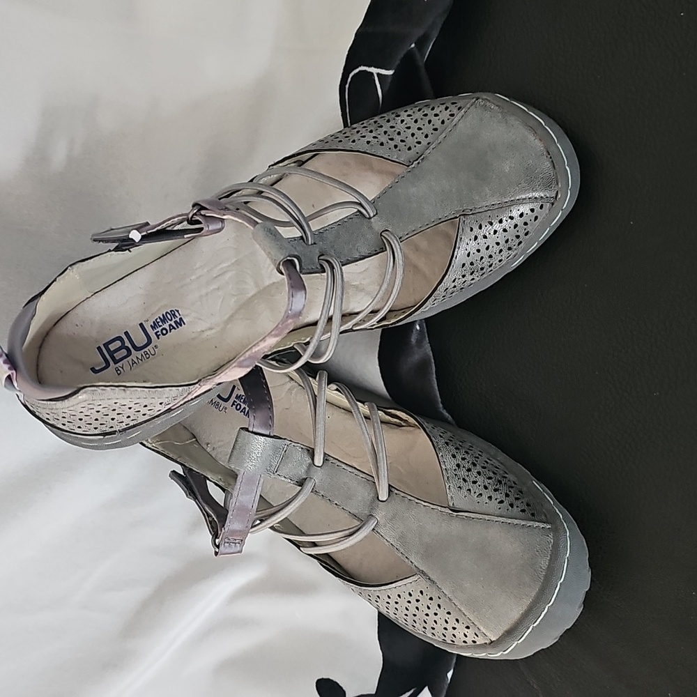 JBU Wms. Mary Jane Gray Memory Foam Flats sz 7M